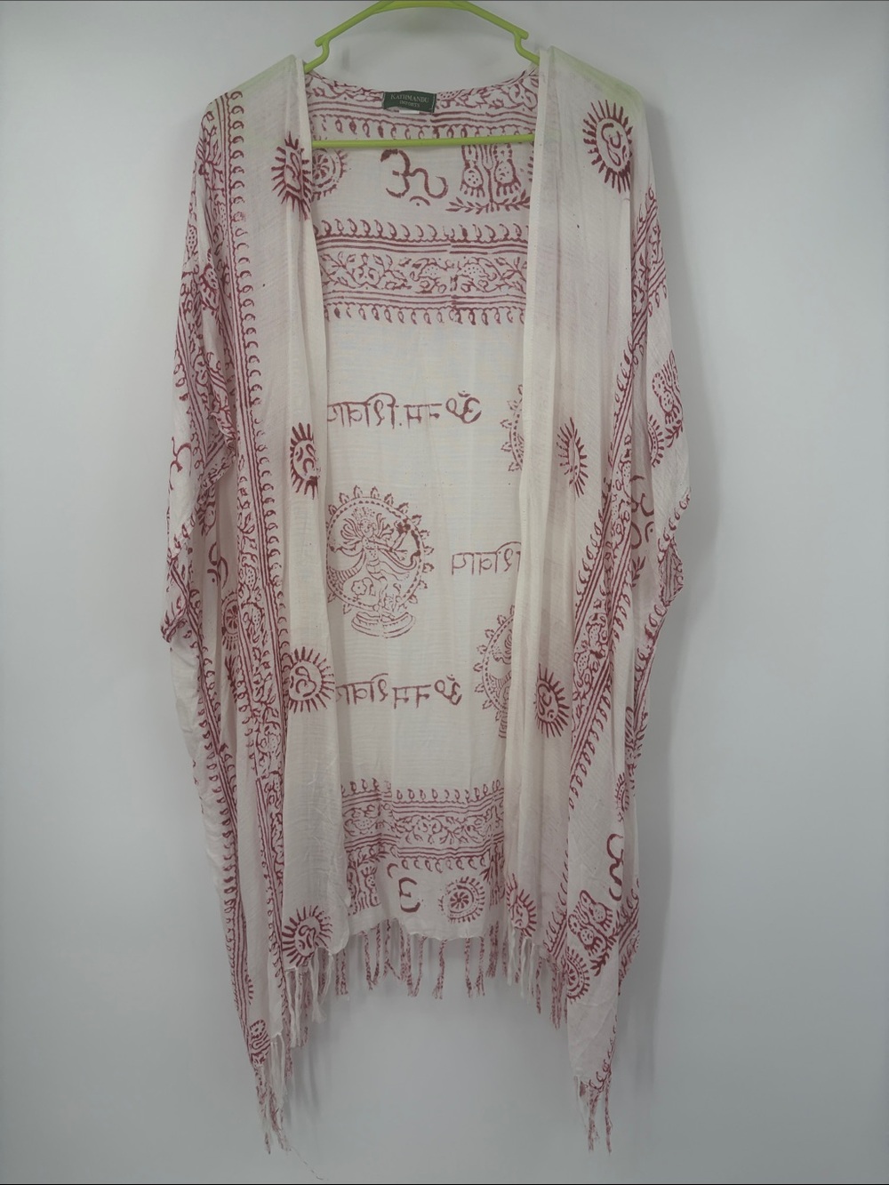 Kathmandu Imports White and Red Boho Print Open Shawl One Size